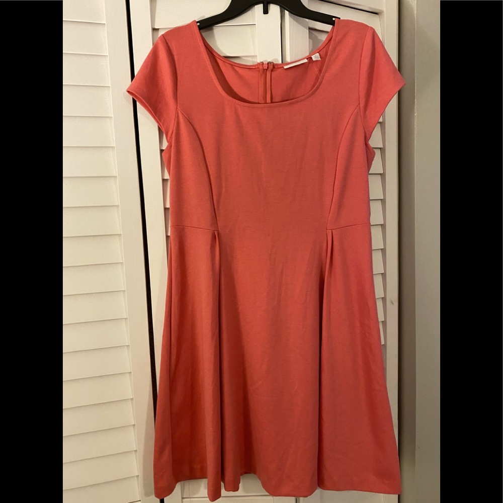 NWT NEW YORK & CO SIZE 16 - 18” from line at waist